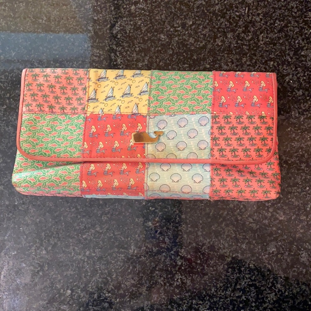 Vineyard Vines clutch purse